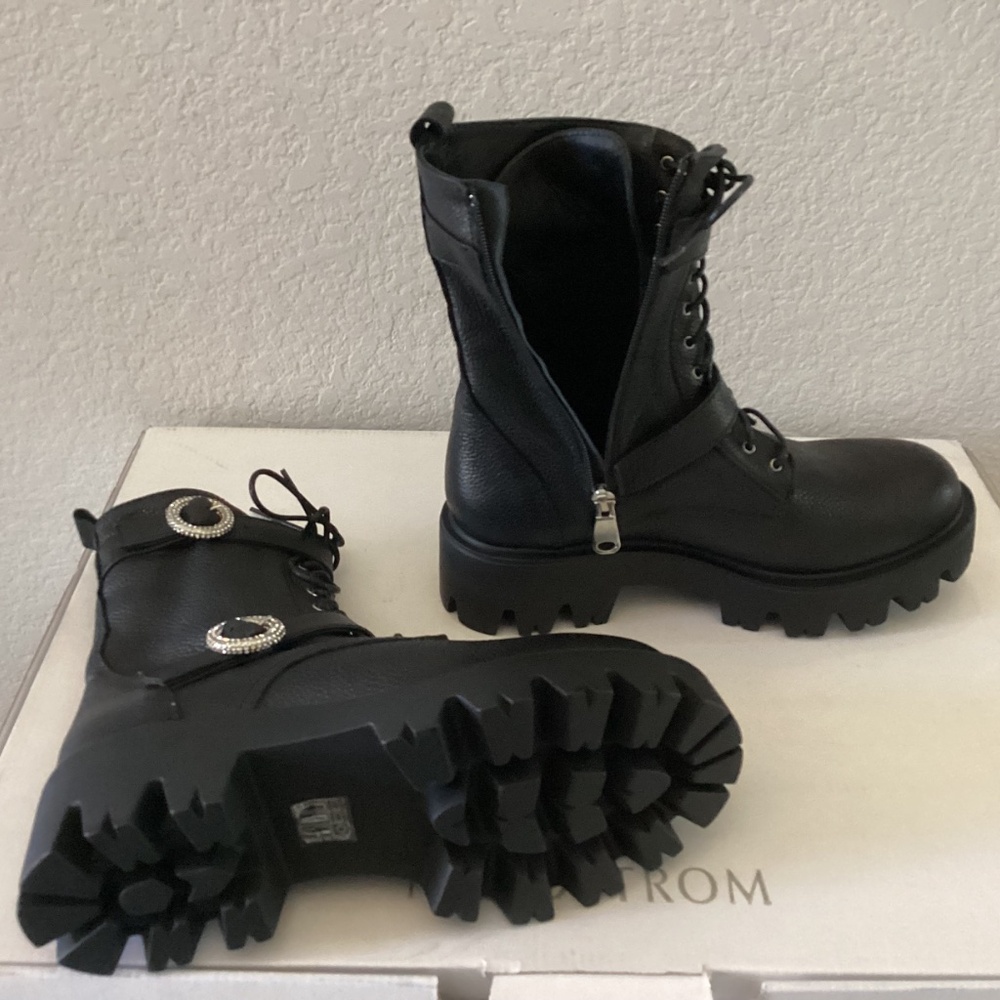 CHARLES DAVID Hacker Bootie (Women), size 6.5US / 37EU - Picture 6 of 9